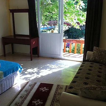 Arikanda River Garden Hotel *