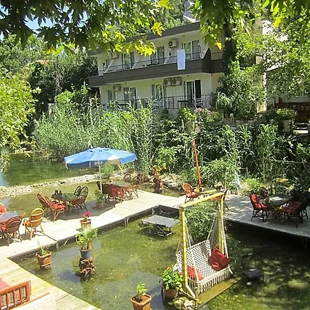Hotel Arikanda River Garden *